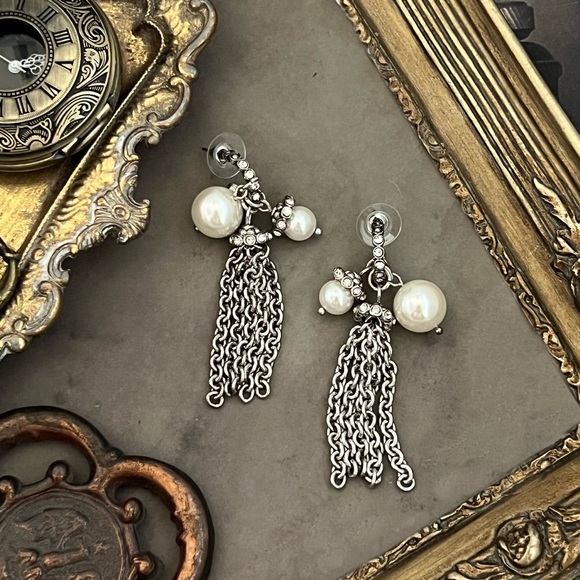 PREMIER DESIGNS • Girl’s Best Friend Four Way Style Earrings Huggie Hoops - Picture 9 of 9